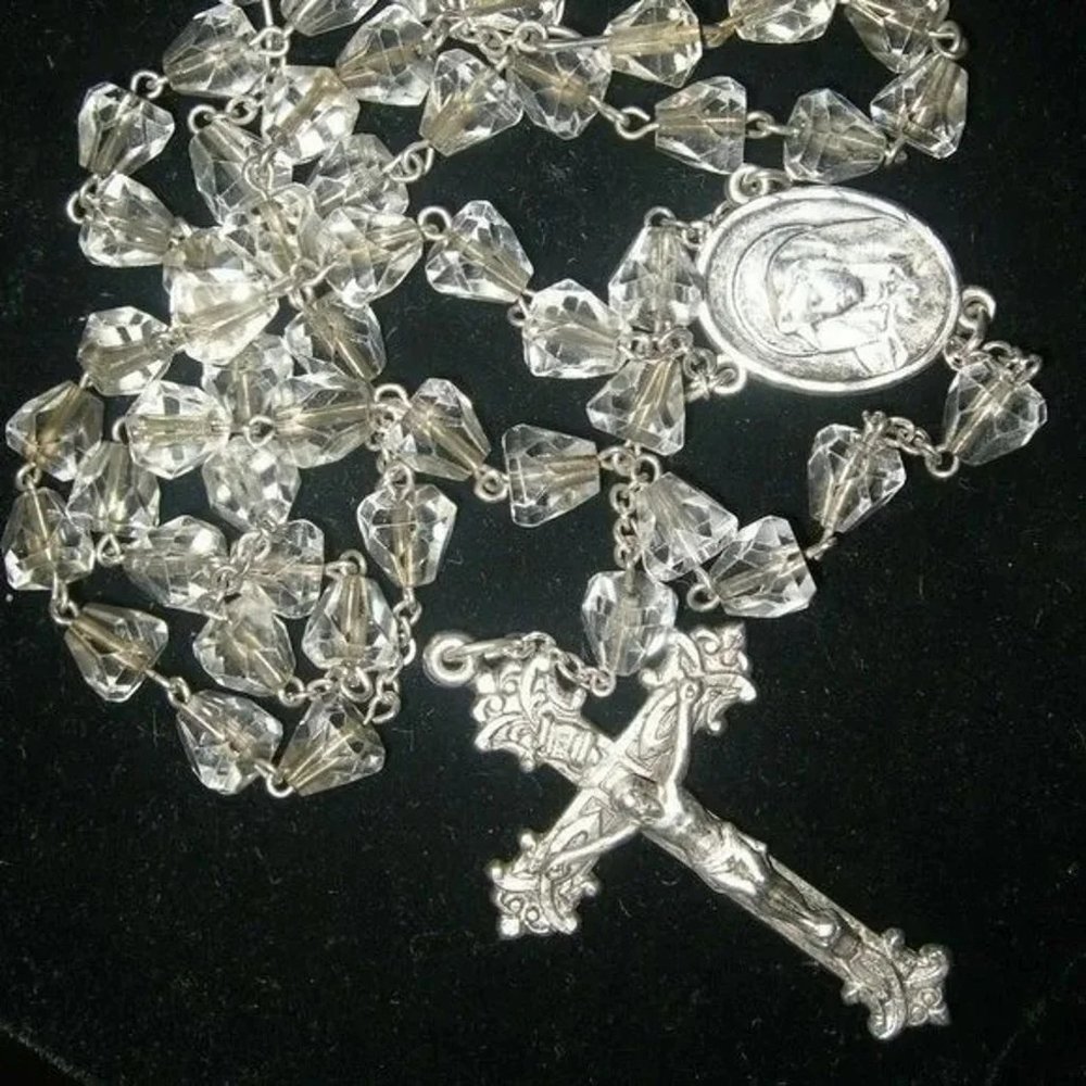 ❤️STERLING ITALY Faceted Triangle Cut Glass Beads Ornate Crucifix  Rosary 20.5